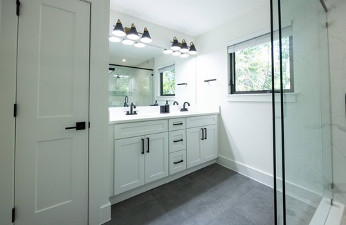 South Orange House | Modern 2 story 4/2.5 Convenient Downtown Gem Edit