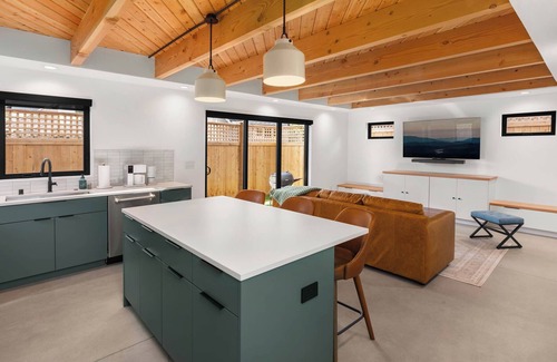 Wallingford House | Modern 2-suite with chef's kitchen home just blocks from Green Lake