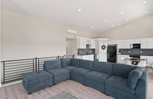 Lava Hot Springs Apartment | Modern 2024 build, in welcoming Lava Hot Springs. Top unit.