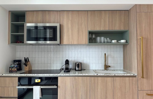Downtown Miami Apartment | Modern 2BR/2BA in Downtown