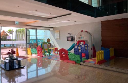 Surabaya Apartment | Modern 2BR Apartment at Aryaduta Residence Surabaya Connected to CITO Mall By Travelio