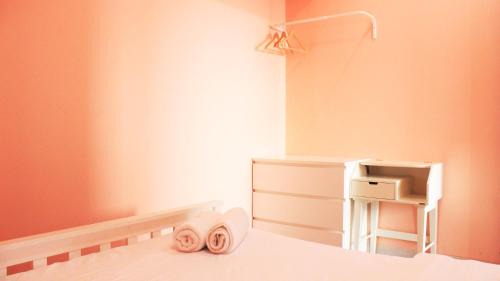 Bandung Apartment | Modern 2BR Apartment at Newton Residence Bandung By Travelio