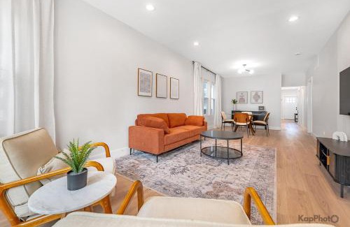 Avondale Apartment | Modern 2BR Apartment with Free Parking in Avondale