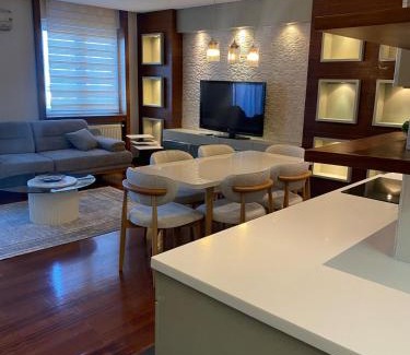 Osmanbey Apartment | Modern 2BR Flat Near Nişantaşı