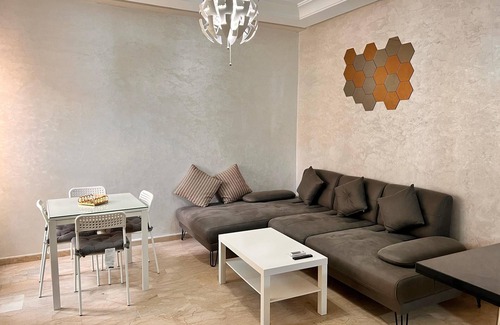 Mohammedia Apartment | Modern 2BR Getaway in Mohammédia – Walk to Beach