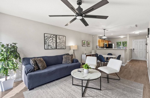 Harwood Lane Condo | Modern 2BR Getaway - Whitewater Center + Roku TVs
