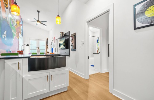 Union City House | Modern 2BR Micro Home Near ATL Airport – Cozy, Stylish, and Free WiFi