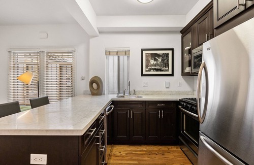 Downtown San Francisco Apartment | Modern 2BR near FiDi & Union Square, Furnished – #2