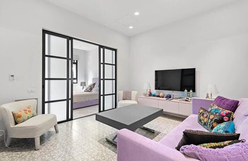 Neve Tzedek Apartment | Modern 2BR Private House Neve Tsedek by HolyGuest