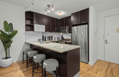 Midtown West Apartment | Modern 2BR Steps from New York's Iconic Broadway