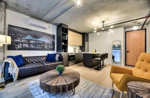 Old Montreal Apartment | Modern 2BR Suite Old Montreal B6