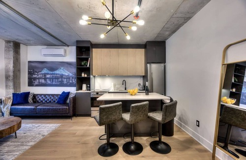 Old Montreal Apartment | Modern 2BR Suite Old Montreal B6