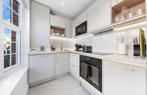 Golders Green Apartment | Modern 3 Bed Apartment Near Golders Green Station