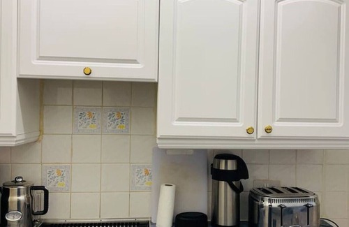 Syon House | Modern 3 Bed House in Isleworth, London
