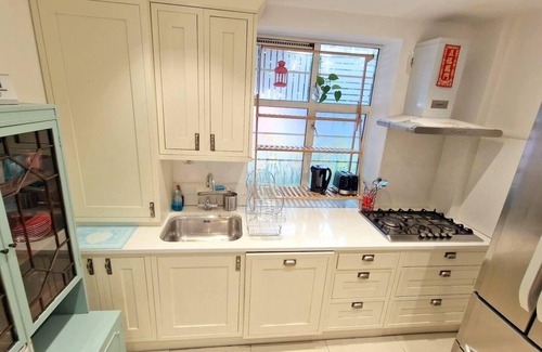 Surrey Docks House | Modern 3-Bed House in Surrey Quays