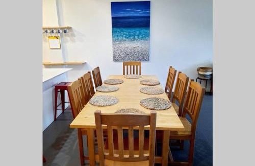 Cape Woolamai Apartment | Modern 3 bedroom apartment, beach, surf & shops