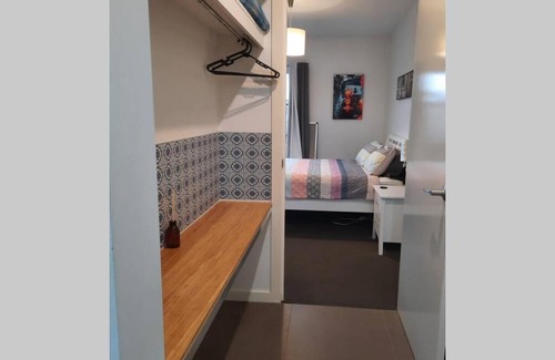Cape Woolamai Apartment | Modern 3 bedroom apartment, beach, surf & shops