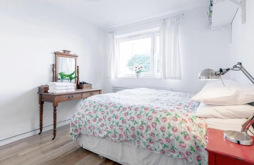Brixton Apartment | Modern 3 Bedroom Apartment in Brixton