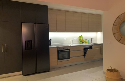 Punaauia Apartment | Modern 3 bedrooms apt in Punaauia with parking