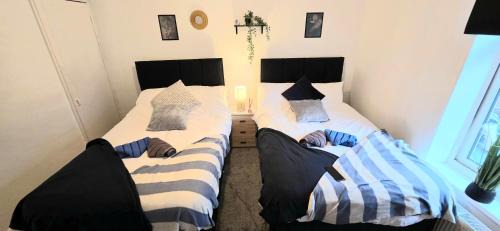 Barrow-in-Furness House | Modern 3-BR - Sleeps 5 - Contractors Stay- WiFi
