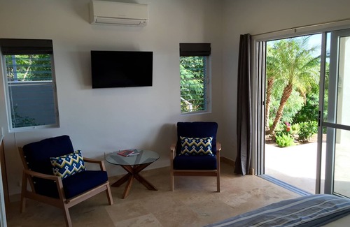 Monte Villa | Modern 3bdrm Villa, Stunning South Shore Views, Full A/C, Pool, 24/7 Concierge!