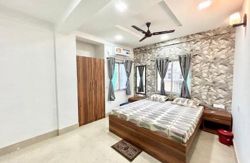Kolkata Apartment | Modern 3BHK Apt for Big Groups & Family on EM Bypass