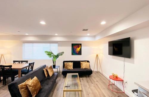 Mid City House | Modern 3BR Home in Mid-City