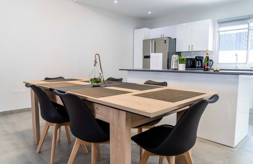 Cole Bay House | Modern 3BR Home with Own Private Pool - Centrally Located - Quiet Neighborhood