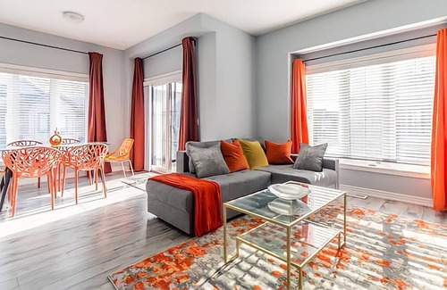 Stoney Creek Apartment | Modern 3BR House Steps to the Beach