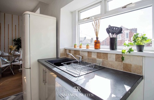 Heaton House | Modern 3BR | Newcastle Centre | Jesmond & Quayside