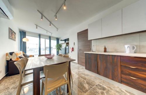 Pieta Apartment | Modern 3BR Penthouse with Valletta Views & Terrace