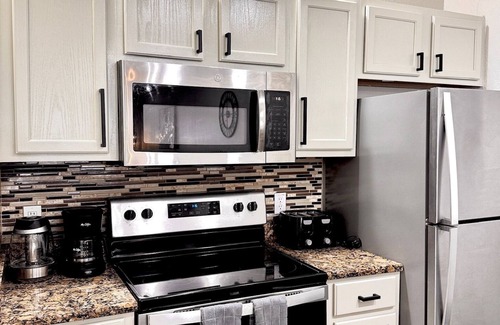 Venetian Bay Villages House | Modern 3BR Retreat with Comfort & Style Near Disney