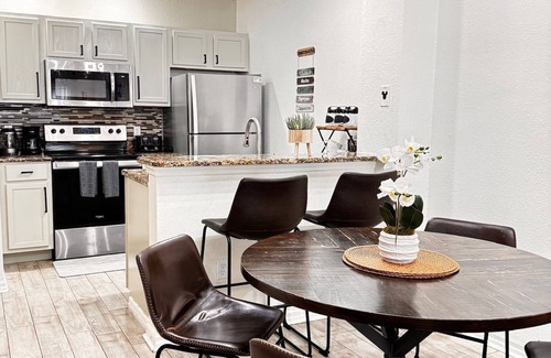 Venetian Bay Villages House | Modern 3BR Retreat with Comfort & Style Near Disney