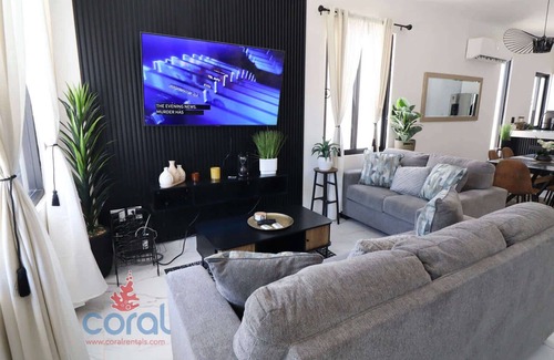 Puerto Penasco House | Modern 3BR w/Private Pool – Gated & Walkable Location