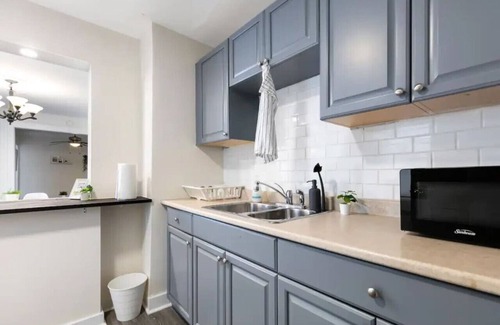 Walkerville House | Modern 3BR Walkerville Unit | Near Downtown