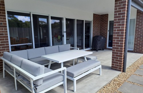 Inverloch House | Modern 4 bedroom Family Home in Inverloch
