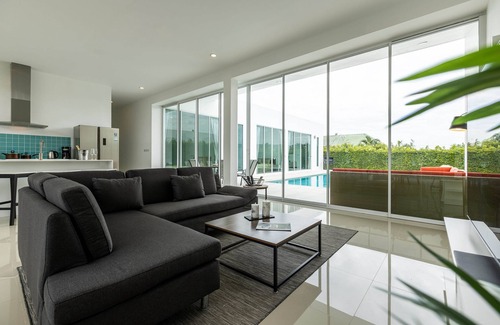 Khao Tao Villa | Modern 4 Bedroom Pool Villa - KHA5