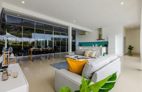 Khao Tao House | Modern 4 Bedroom Pool Villa KH-A6