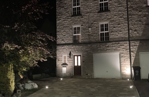 Kendal House | Modern 4 Bedroom Townhouse Lake District Kendal Sleeps 7/8