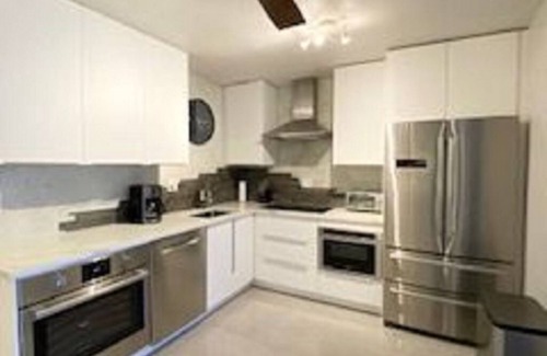 Lighthouse Point House | Modern 4-BR Oasis with Private Pool, Near Beach in Lighthouse Point