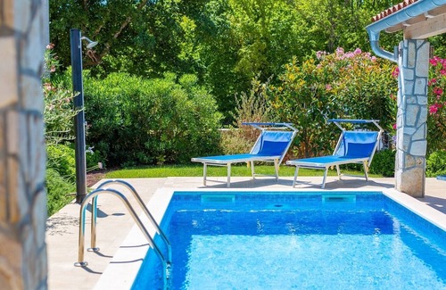 Milohnici Villa | Modern 4* villa with high-quality furnishings and private pool