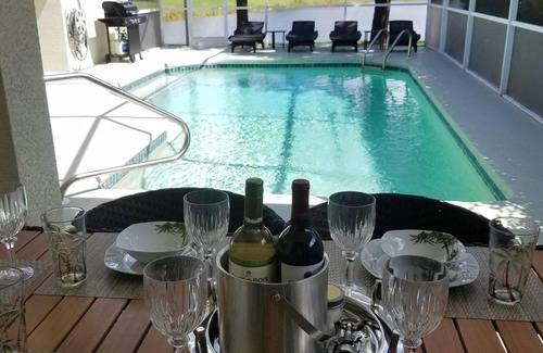 Central Naples House | MODERN 4BDR VILLA, LAKE VIEWS, WARM SALT WATER POOL, CLOSE TO BEACH, SEE VIDEO