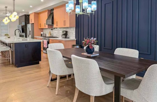 LaSalle House | Modern 4BR/3BA Brand New Home