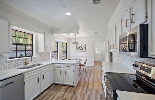 Tougaloo House | Modern 4BR Getaway w/Spacious Backyard and Pool