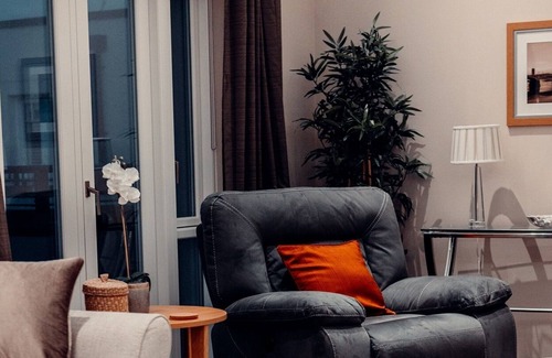 Sands End Apartment | Modern 4BR Penthouse w/Terrace |Wi-Fi|