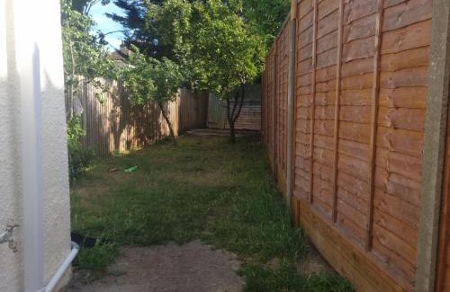 Selhurst House | Modern 5 bedroom all ensuite in South London