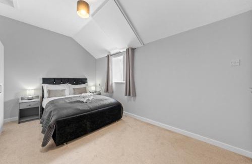 Bannockburn House | Modern 5-Bedroom House - Bannockburn