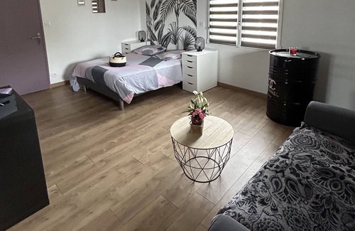 Saint-Meloir-des-Ondes Apartment | Modern and quiet studio in the countryside, Saint-Méloir des Ondes