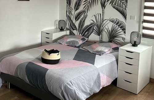 Saint-Meloir-des-Ondes Apartment | Modern and quiet studio in the countryside, Saint-Méloir des Ondes