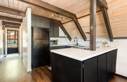 Cle Elum Cabin | Modern a-frame cabin near Roslyn w/hot tub